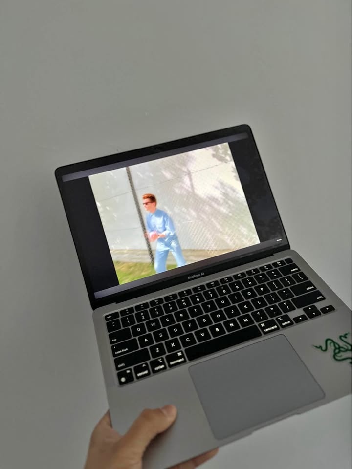 Apple Macbook Air M1 13-inch
