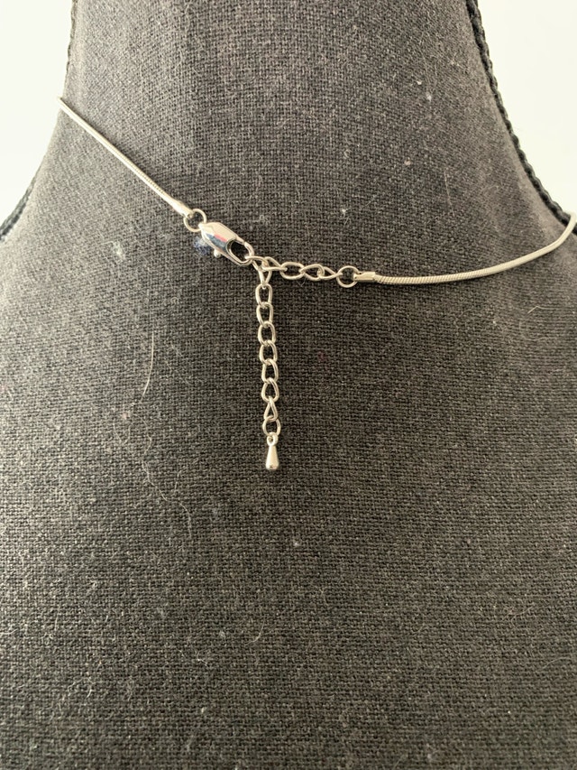 Elegant Faux Pearl Necklace - photo 4