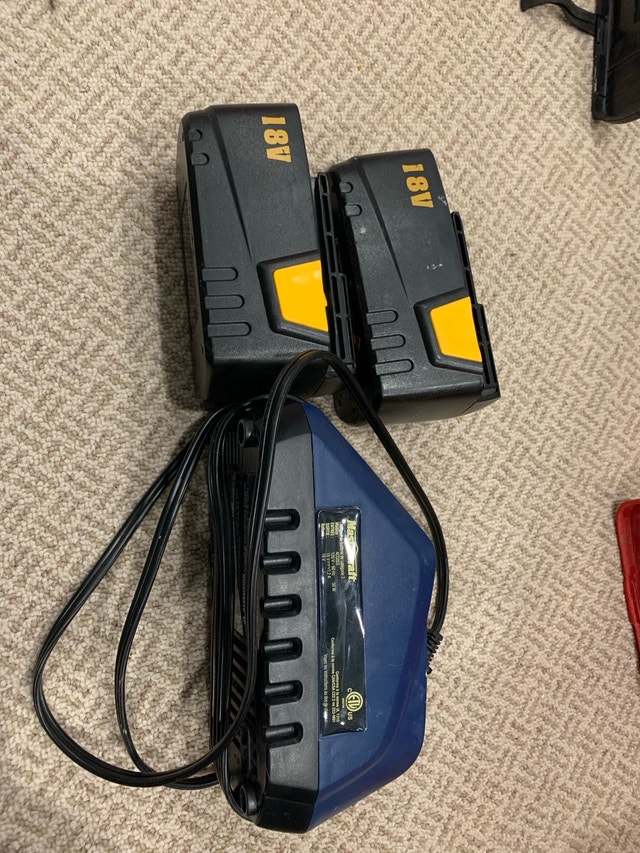 Cordless drills with different batteries - photo 2