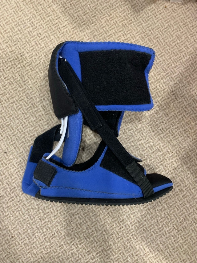 Medical fracture boot - photo 3
