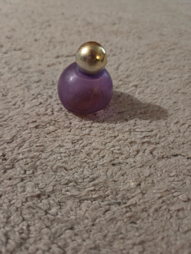Vintage Art Deco Purple Glass Perfume Bottle w/Gold Cap