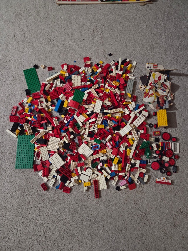 Vintage 2.5kg 1970s LEGO Lot, 1500+ Pcs, Original Poster/Manual