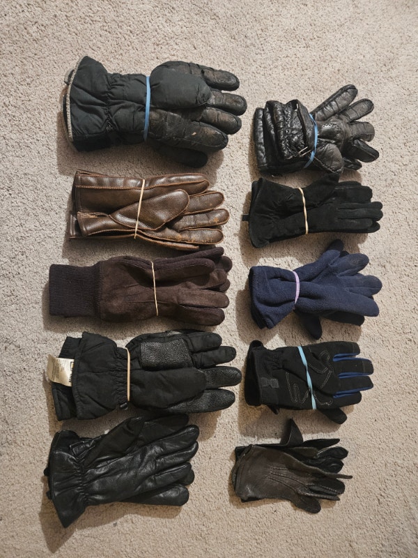 Various Winter Gloves (Leather, Polyester, etc.), Excellent Cond