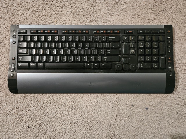 Logitech S510 Wireless Keyboard
