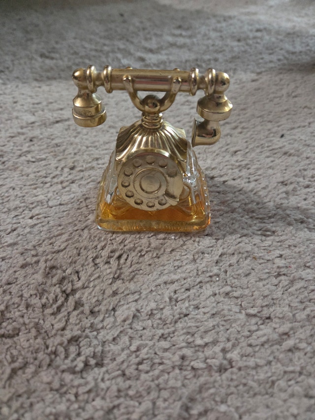 Vintage Art Deco Amber Glass Perfume Bottle w/Gold Cap, 3x2.25"