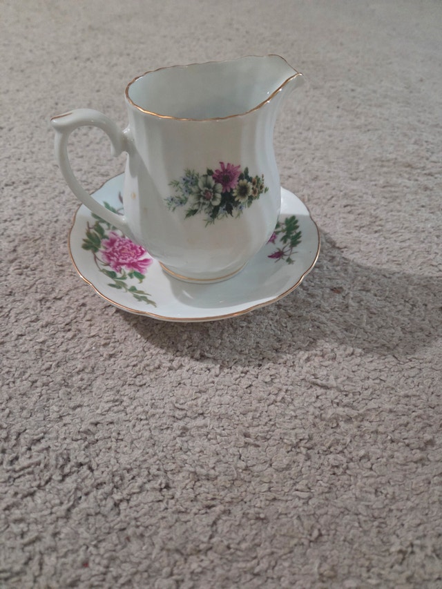 Vintage Chinese Peony Porcelain Creamer & Saucer Set, Gold Trim