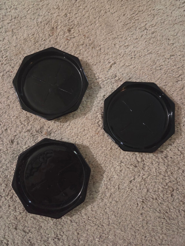 Vintage Arcoroc Octime Black Glass Coasters, Set of 3 - photo 2