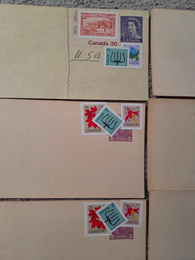 Vintage 1982 Canadian Stamp Collection Lot - photo 2