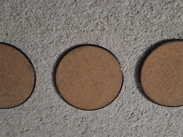 Vintage 1950s-60s Japanese Enamel Coasters, Set of 3 - photo 2