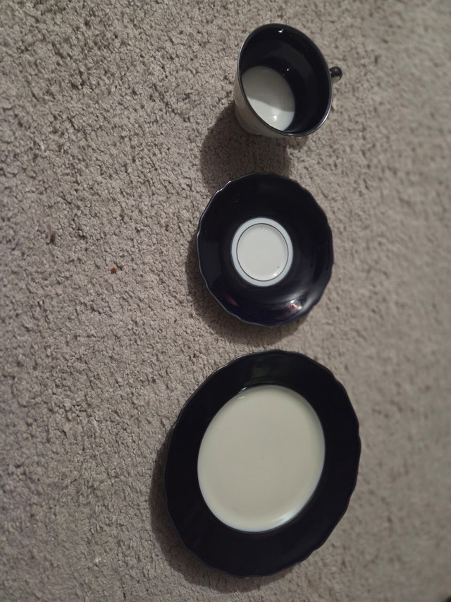 Vintage Rosenthal Thomas Black-Rim Demitasse Trio, Porcelain - photo 2