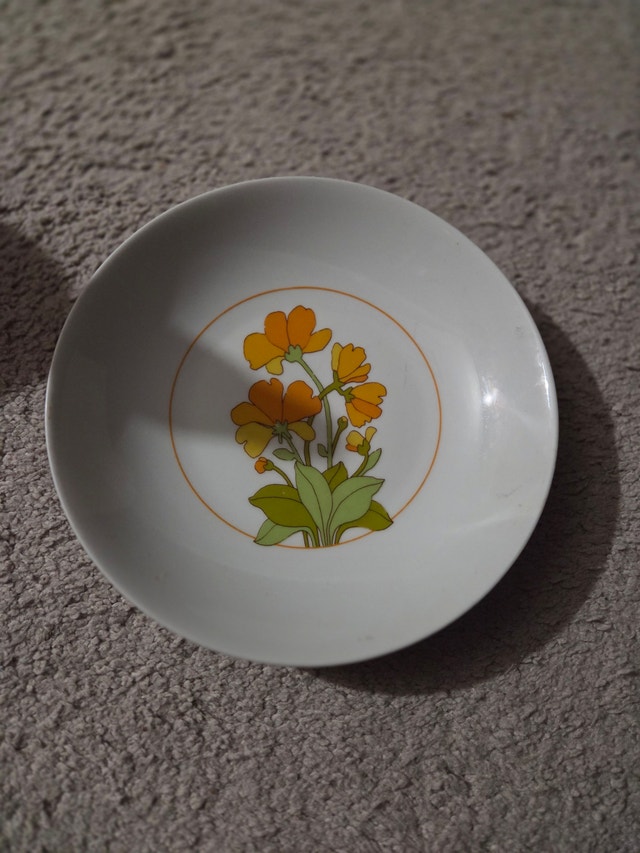 Vintage Hutschenreuther Germany Poppy Bowl, 7.5"