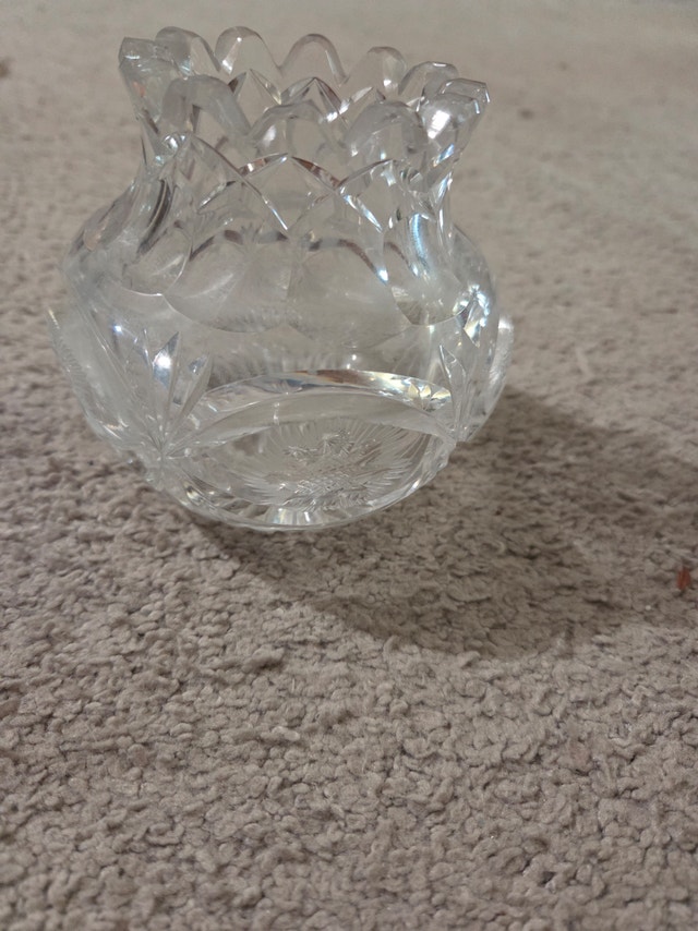Vintage Bohemian Czech Cut Crystal Candy Dish w/Lid, 4x4", 1.5lb - photo 2