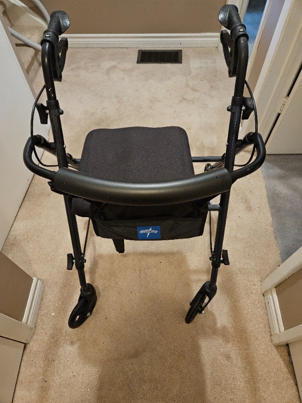 Medline Aluminum Rollator Walker w/ Seat & Storage - photo 2
