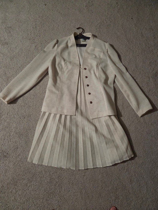 Vintage Marty Gutmacher Skirt Suit, Size 18