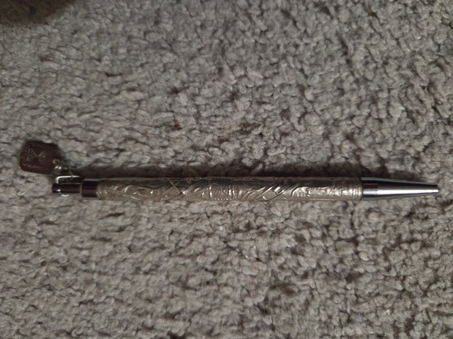 Vintage Globus Bezalel Israeli Ballpoint Pen, Menorah, 16.7g