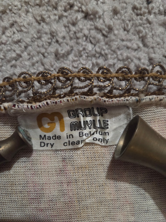 Vintage Group Muylle Belgian Tapestry Doily, 18.5" x 14" - photo 2