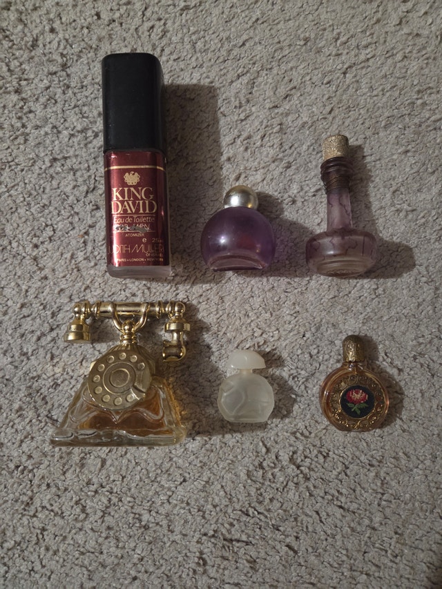 6 Vintage Perfume Bottles - Rare Global Finds