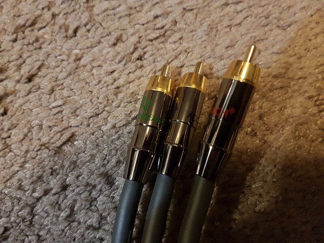 Acoustic Research Pro 6' Gold-Plated Component Video Cables