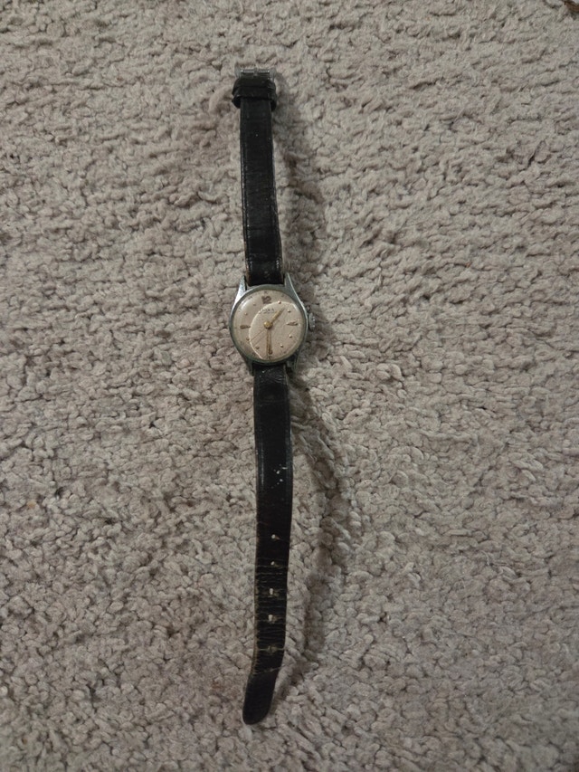 Vintage 1950s Doxa Anti-Magnétique Swiss Watch - photo 2