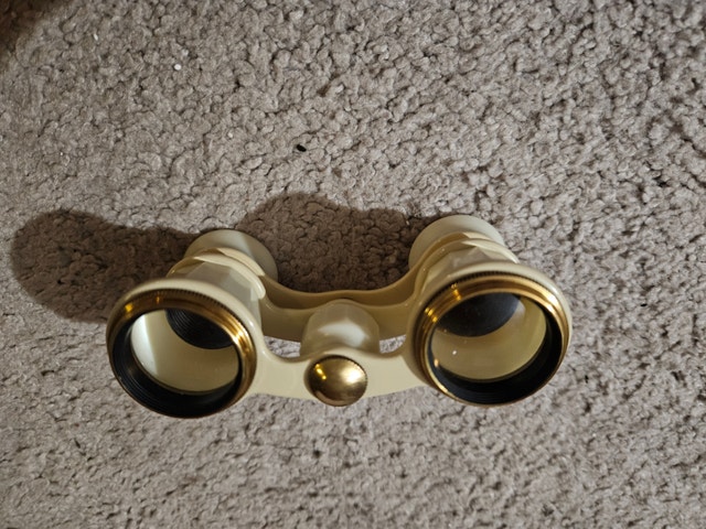 Vintage 1960s Soviet Opera Binoculars 2.5x 24-65mm +Leather Case - photo 2