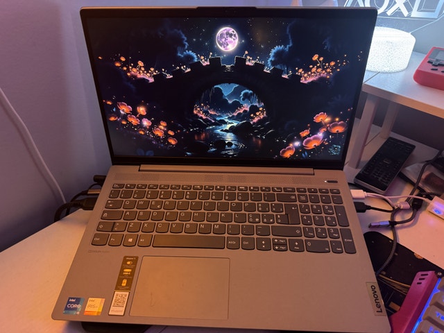 Lenovo i5 Laptop