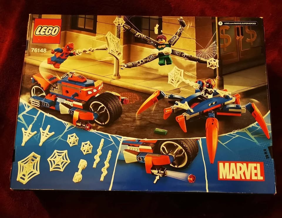 LEGO 76148 Spider-Man vs. Doc Ock - photo 2