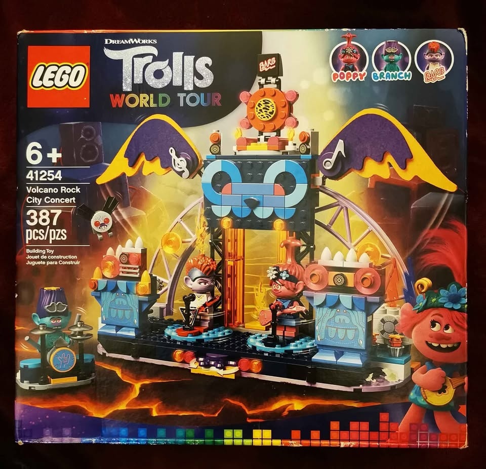 LEGO Trolls World Tour Volcano Rock City Concert (41254)
