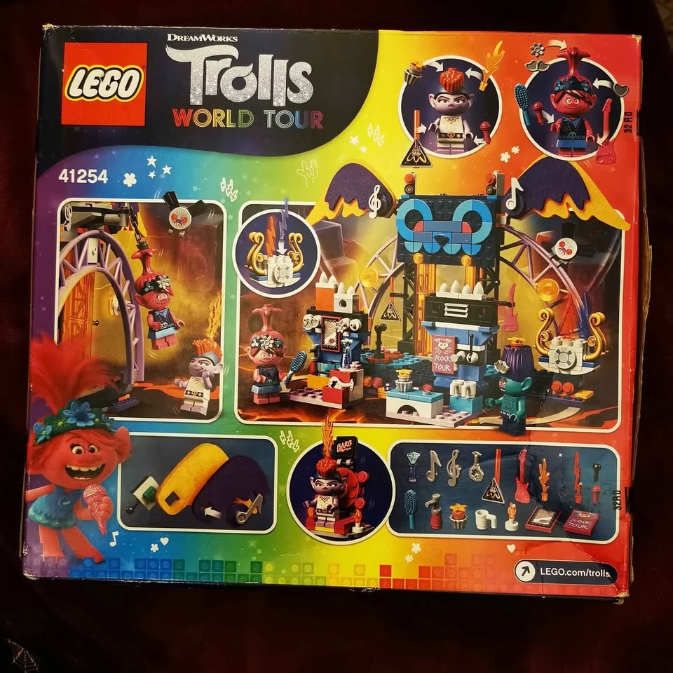 LEGO Trolls World Tour Volcano Rock City Concert (41254) - photo 2