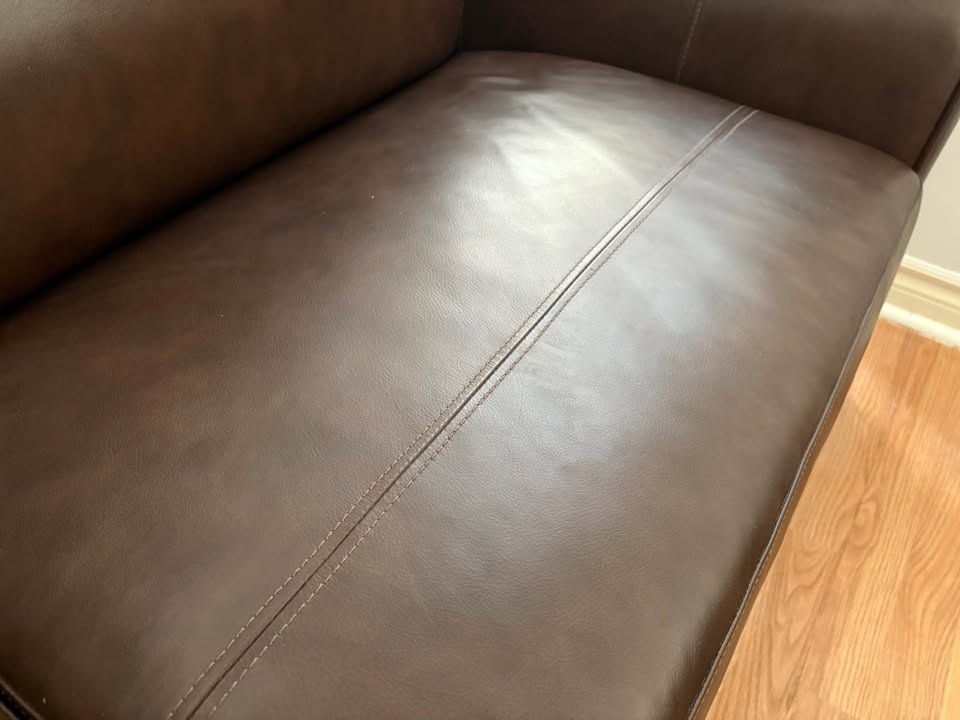 Lazyboy Genuine Leather Couch - photo 2
