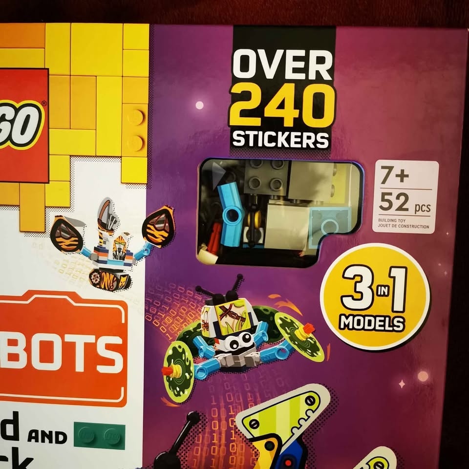 Brand new LEGO Activity books with builds/stickers - photo 5
