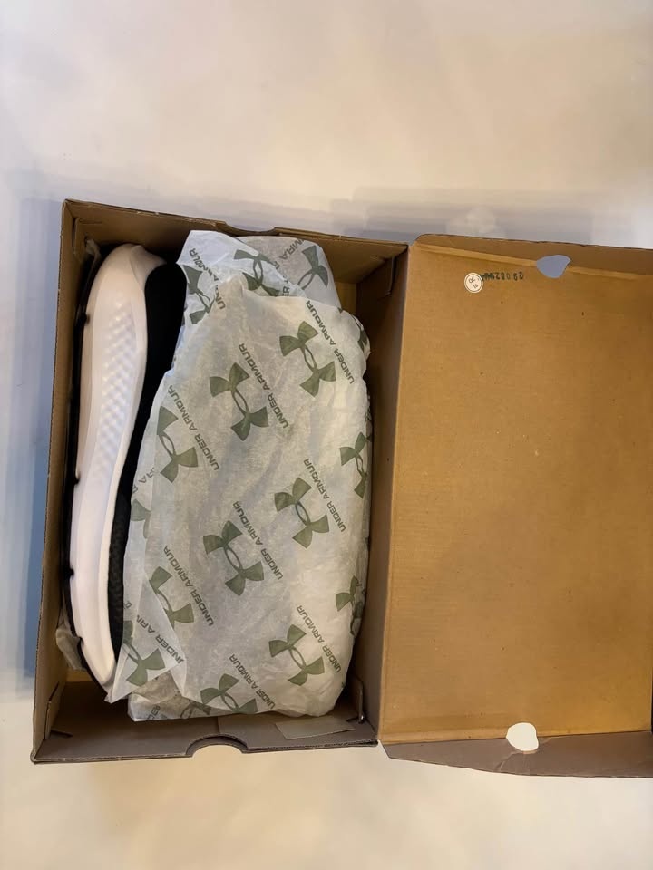 Charged UA Pursuit 3 Man's Sneakers - photo 4