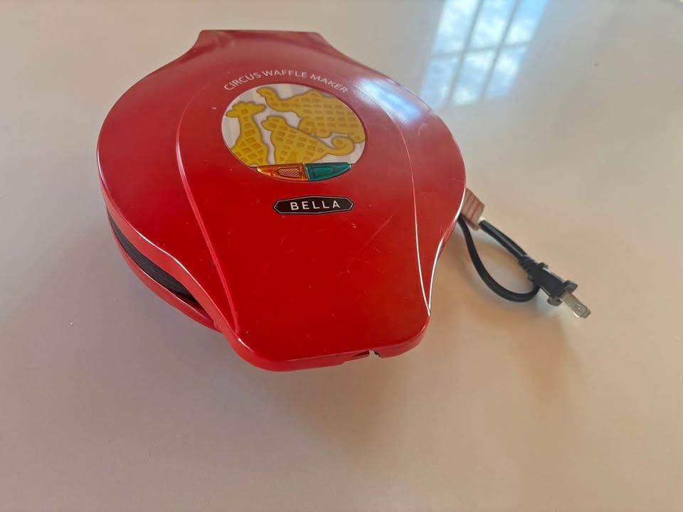 Bella Animal Shape Waffle Maker