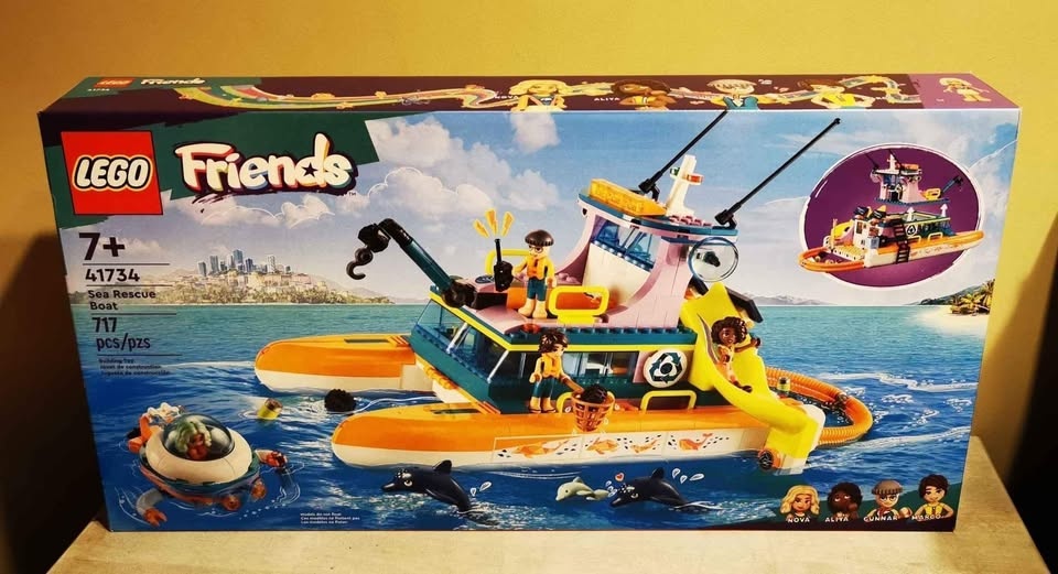 BNIB Lego 41734 Friends Sea Rescue Boat