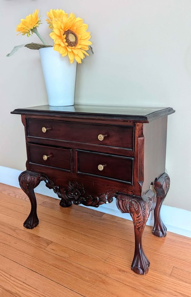 Antique Mahogany Queen Anne Side Table/Lowboy - photo 4