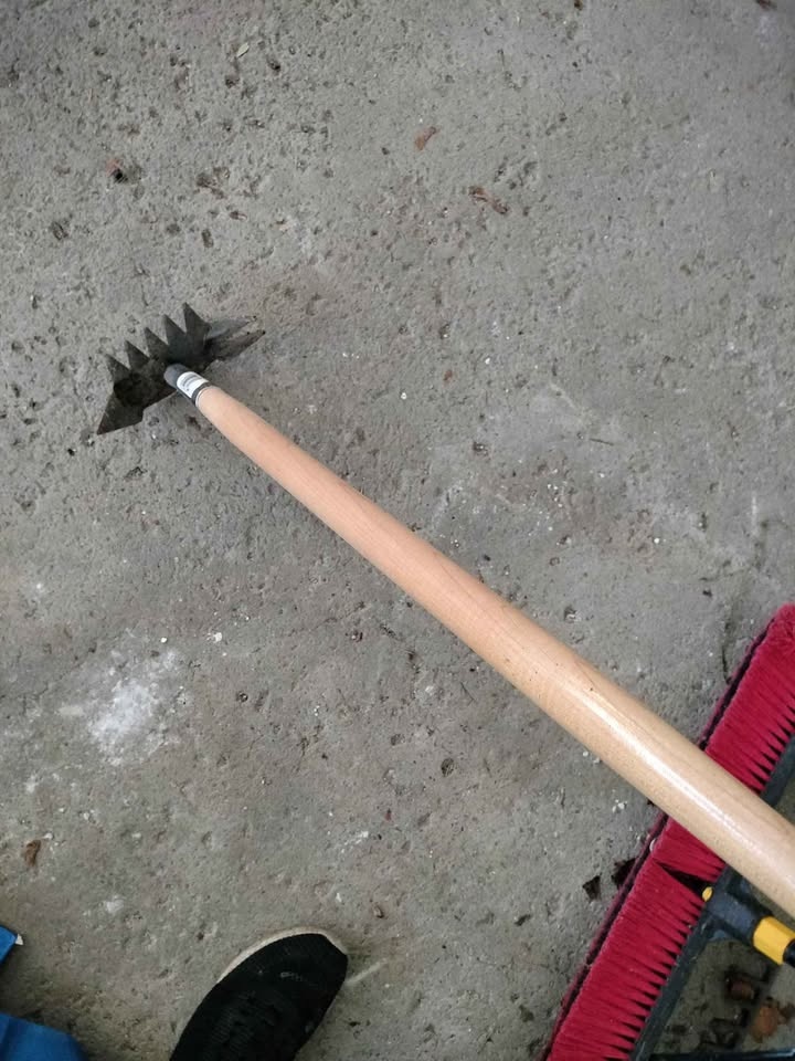 Gardening tools - photo 2