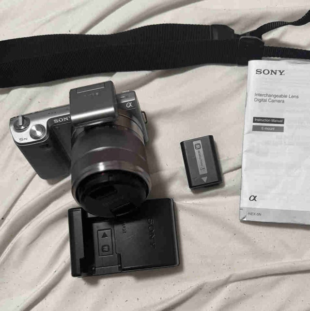 Sony Nex 5N Mirrorless Camera