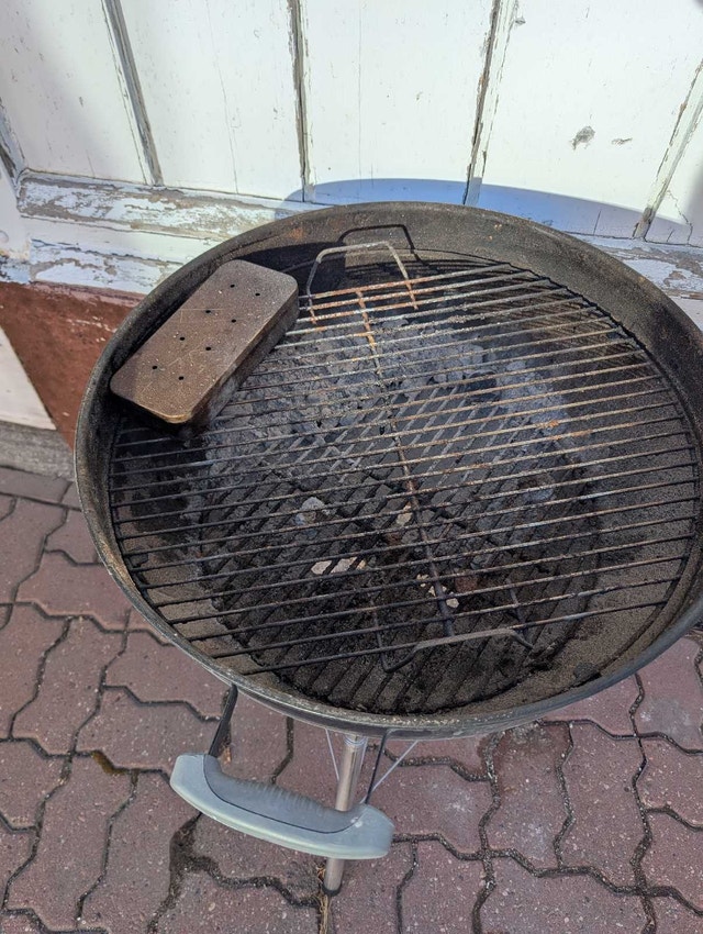 Weber 22" Charcoal Grill – Includes Chimney & Cover - photo 2