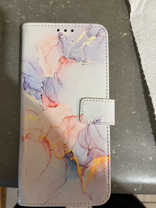 phone case pink