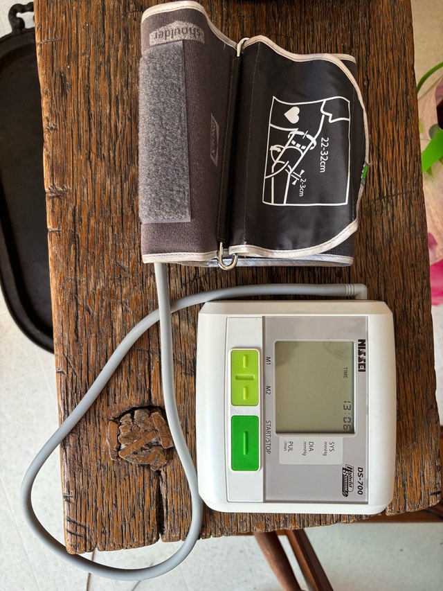 Blood pressure Monitor