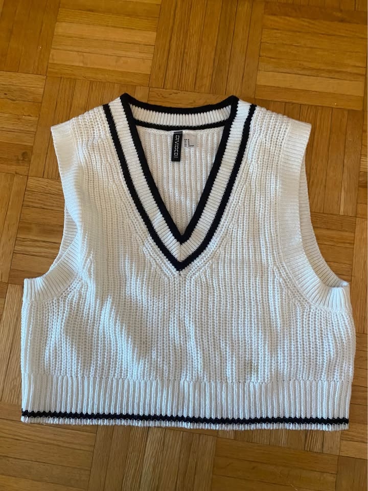 Women's Clothing Bundle (5 items) - photo 2