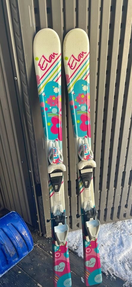 Kids Skiis with Bindings