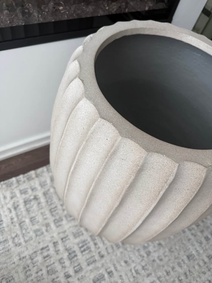Crate and Barrel Warren Large Planter (Warm White) - photo 4