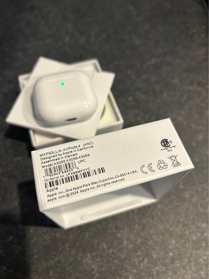 AirPods 4 (ANC) + AppleCare+ to Feb 2027 — Like New - photo 2