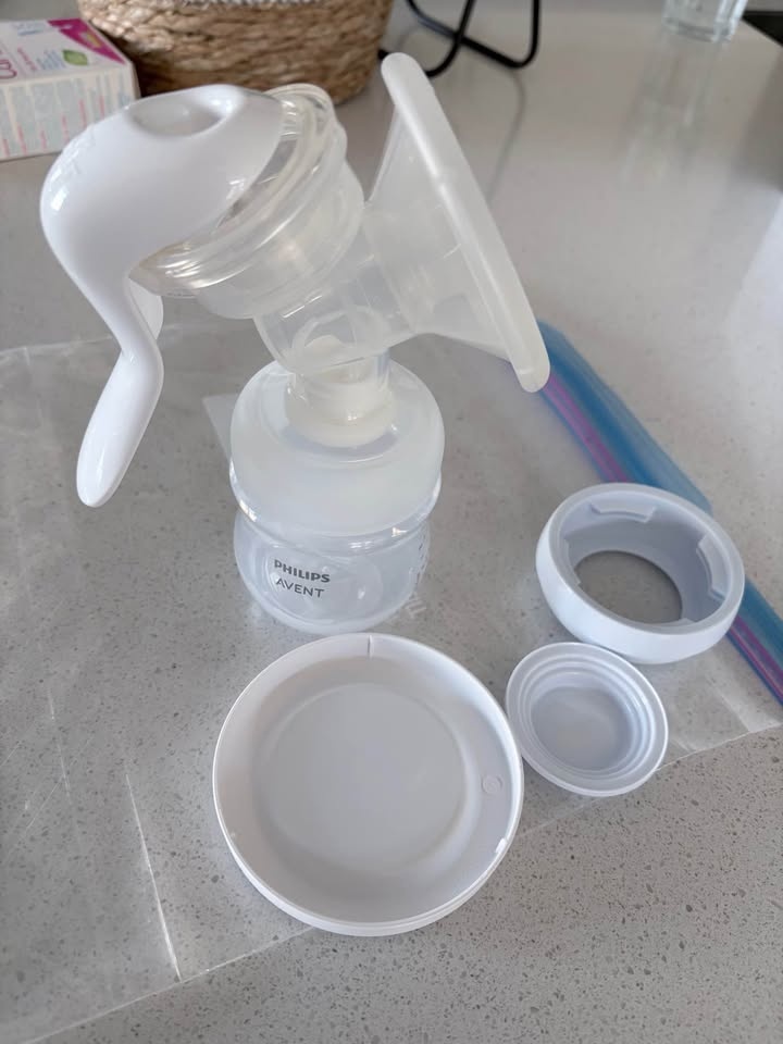 Philips Manual Baby Feeding Accessory – Like New - photo 3