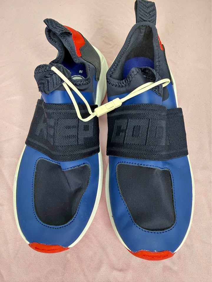 Zara Slip-On Athletic Shoes