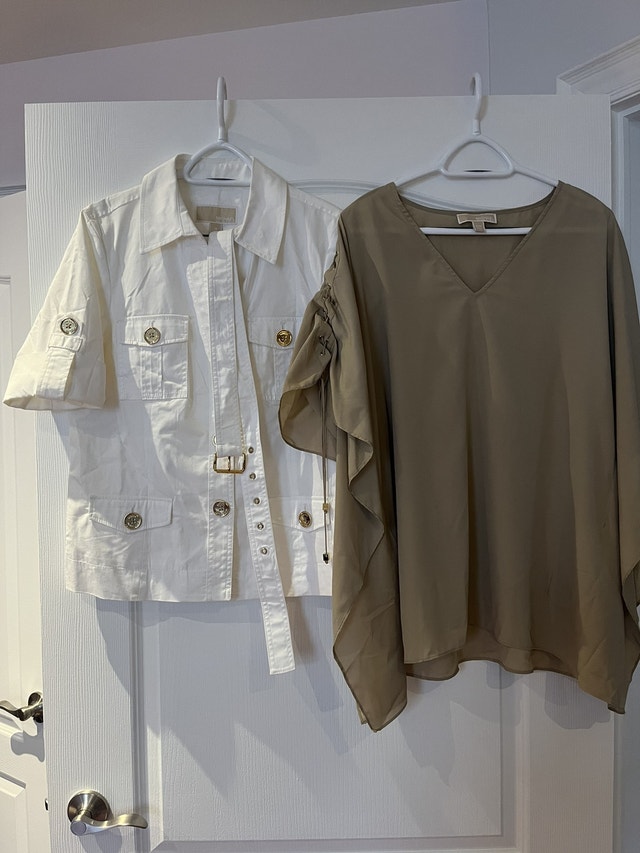 Women's Tops - Michael Kors, Banana Republic, JLo & More