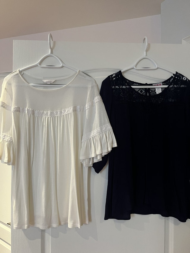 Women's Tops - Michael Kors, Banana Republic, JLo & More - photo 4
