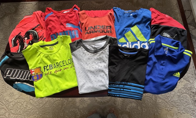 28 Assorted T-shirts - Boys/Youth - photo 3