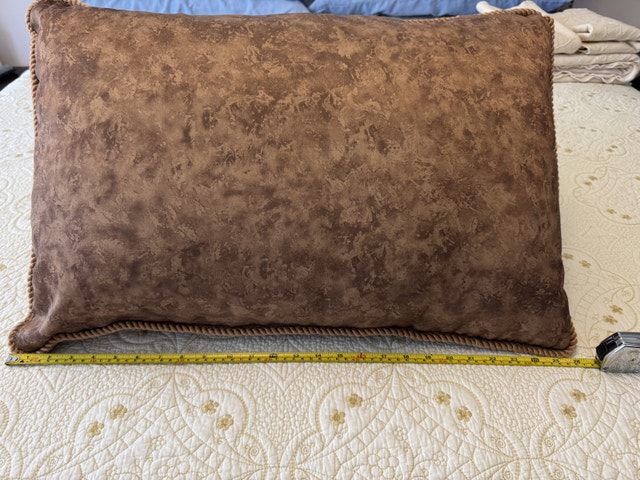 Bedroom decor set - pillows, curtains and sheers - photo 2