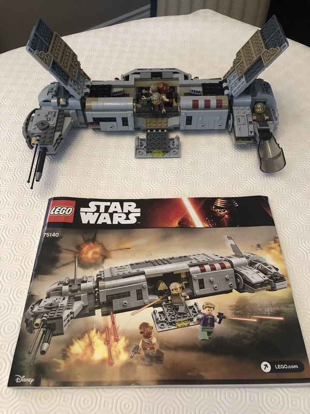 LEGO 75140 Star Wars Resistance Troop Transporter